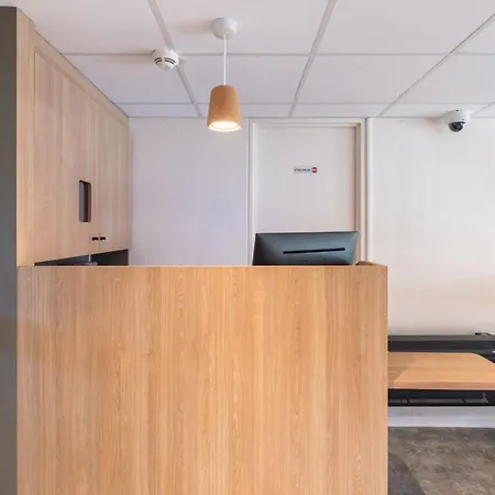 Hotel Premiere Classe Ouest - Lomme