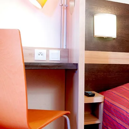 Premiere Classe Ouest - Lomme Hotel 2*