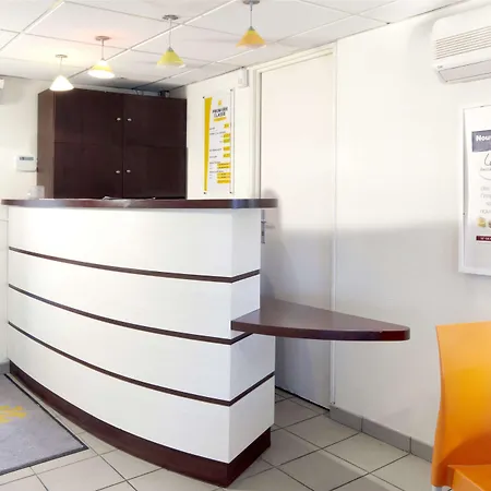 Premiere Classe Ouest - Lomme Hotel 2*