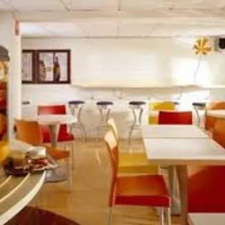 Premiere Classe Ouest - Lomme 2*