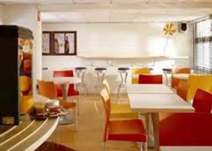 Premiere Classe Ouest - Lomme 2*