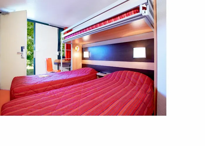 Premiere Classe Ouest - Lomme Hotel 2*